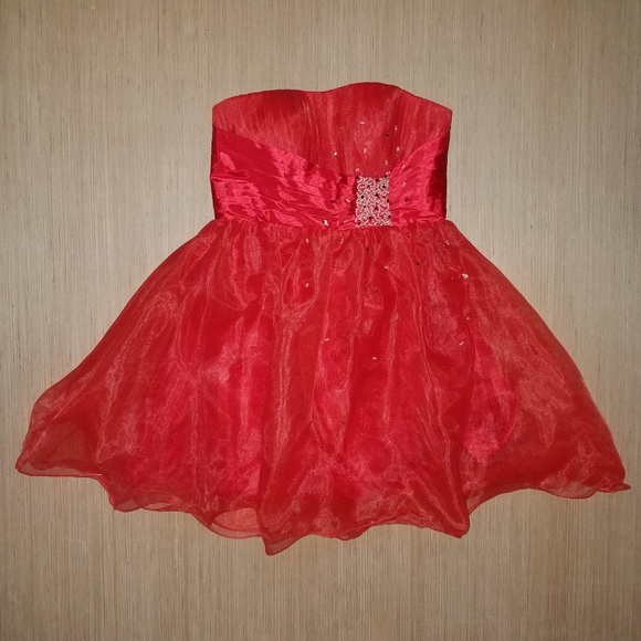Red Strapless Jeweled Tulle Short Ball Gown Dress - Picture 5 of 6